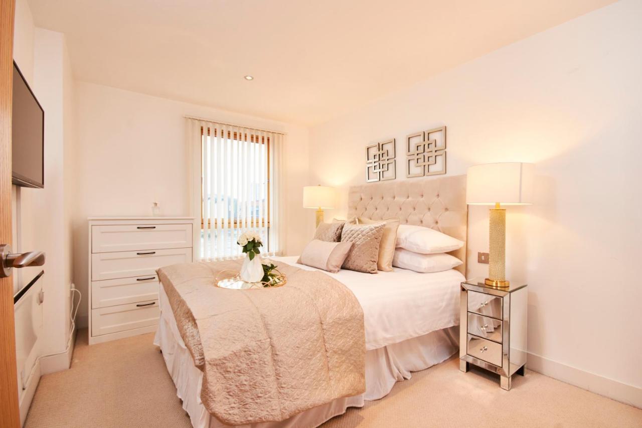 Appartamento Deluxe City Centre Apt Balcony View& Free Parking! Leeds  Esterno foto